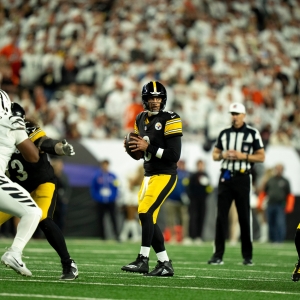 Sunday Night Football picks Green Bay Packers vs Pittsburgh Steelers Aaron Rodgers