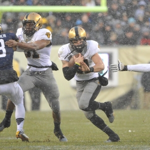 Army QB Angel Santiago