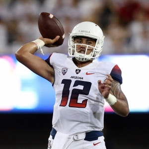 Arizona Wildcats quarterback Anu Solomon