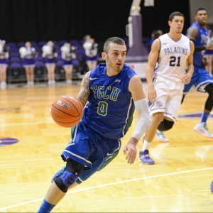 Florida Gulf Coast's Brett Comer