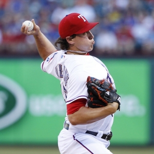 Texas Rangers starting pitcher Derek Holland