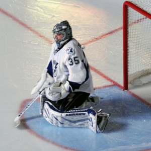 Tampa Bay Lightning goalie Dwayne Roloson