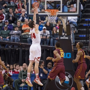 Wisconsin Badgers forward Frank Kaminsky