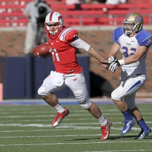 SMU quarterback Garrett Gilbert