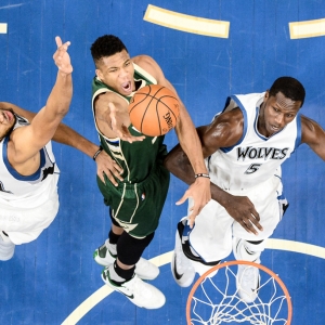 Giannis Antetokounmpo Milwaukee Bucks