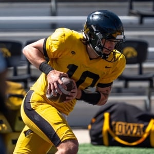 Iowa Hawkeyes football predictions Jeremy Hecklinski