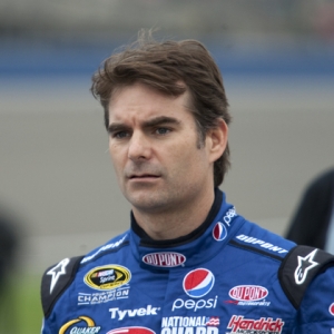 Jeff Gordon celebrates a win at Phoenix International with his wife. 