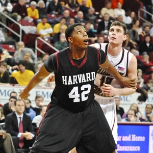 Harvard forward Keith Wright 