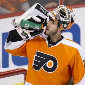 Philadelphia Flyers goalie Michael Leighton