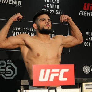 Nasrat Haqparast UFC
