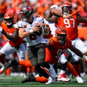 NFL betting predictions Week 2 opening line report Baker Mayfield