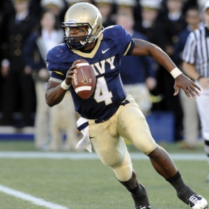 Navy Midshipmen quarterback Ricky Dobbs