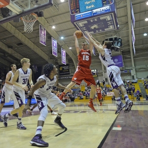 Wisconsin Badgers forward Sam Dekker