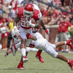 Oklahoma Sooners running back T.J. Pledger