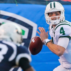 Ohio Bobcats quarterback Tyler Tettleton