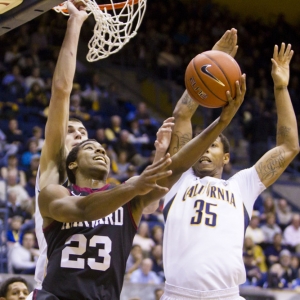 Harvard Crimson guard/forward Wesley Saunders 