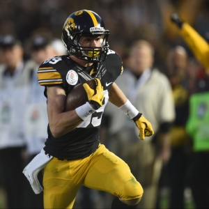 Matt VandeBerg of the Iowa Hawkeyes