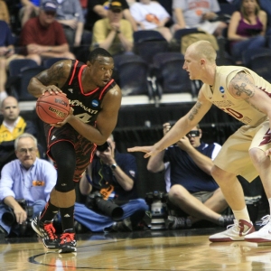 Cincinnati Bearcats F Yancy Gates