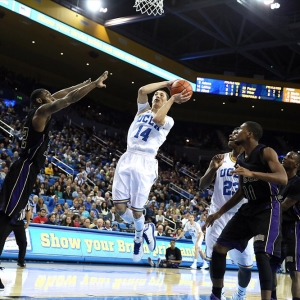 UCLA Bruins guard Zach LaVine