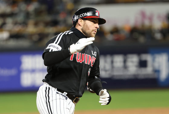 austin dean lg twins kbo picks predictions