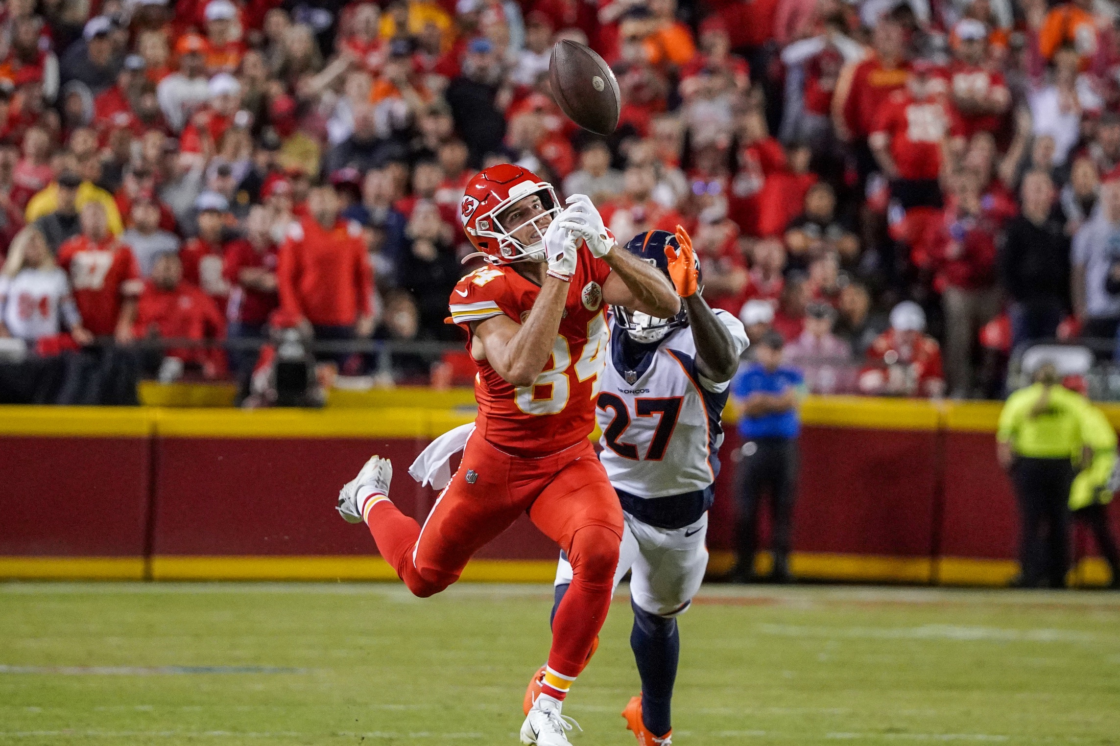 Betting the Super Bowl over or under Justin Watson Kansas City Chiefs