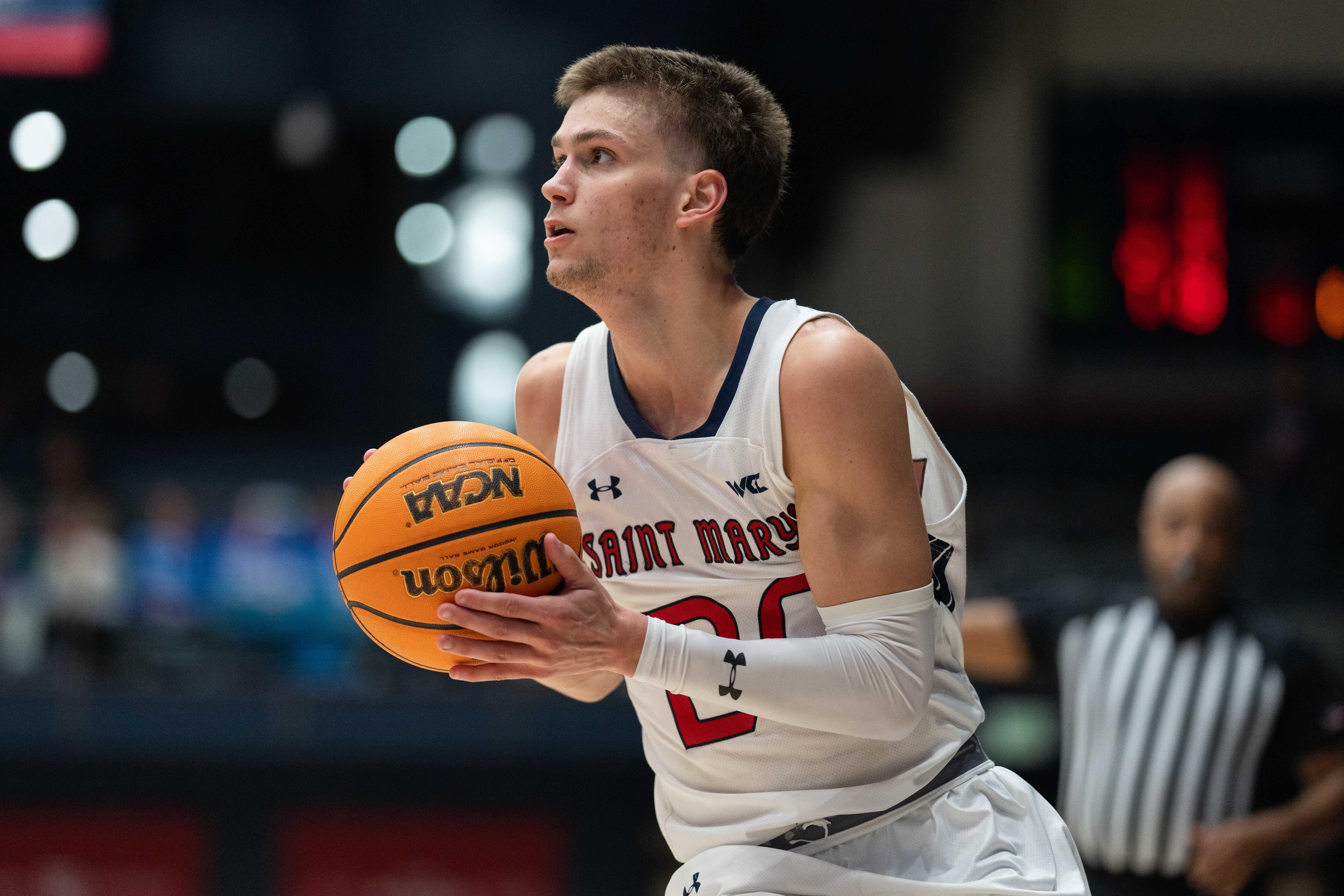 college basketball picks Aidan Mahaney St. Mary's Gaels predictions best bet odds