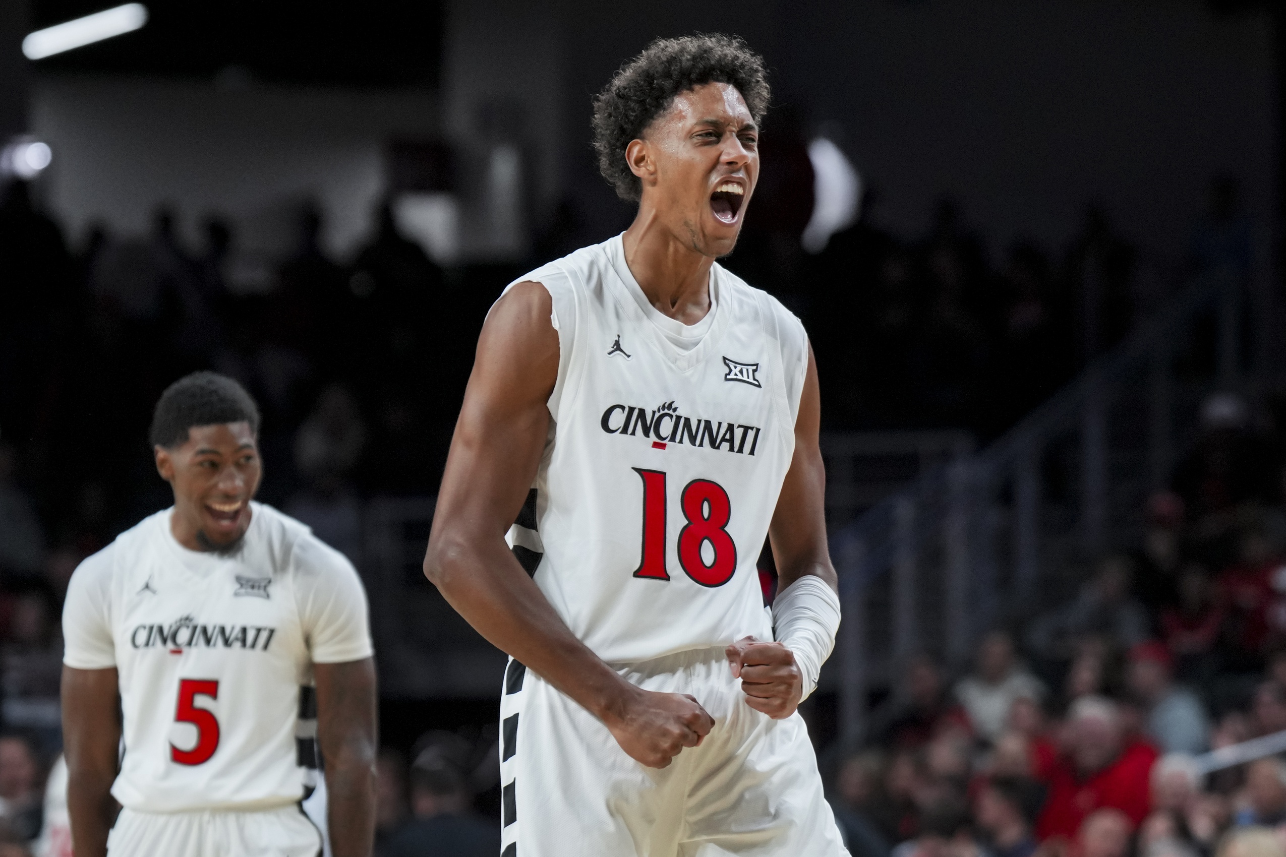 college basketball picks Baba Miller Cincinnati Bearcats predictions best bet odds
