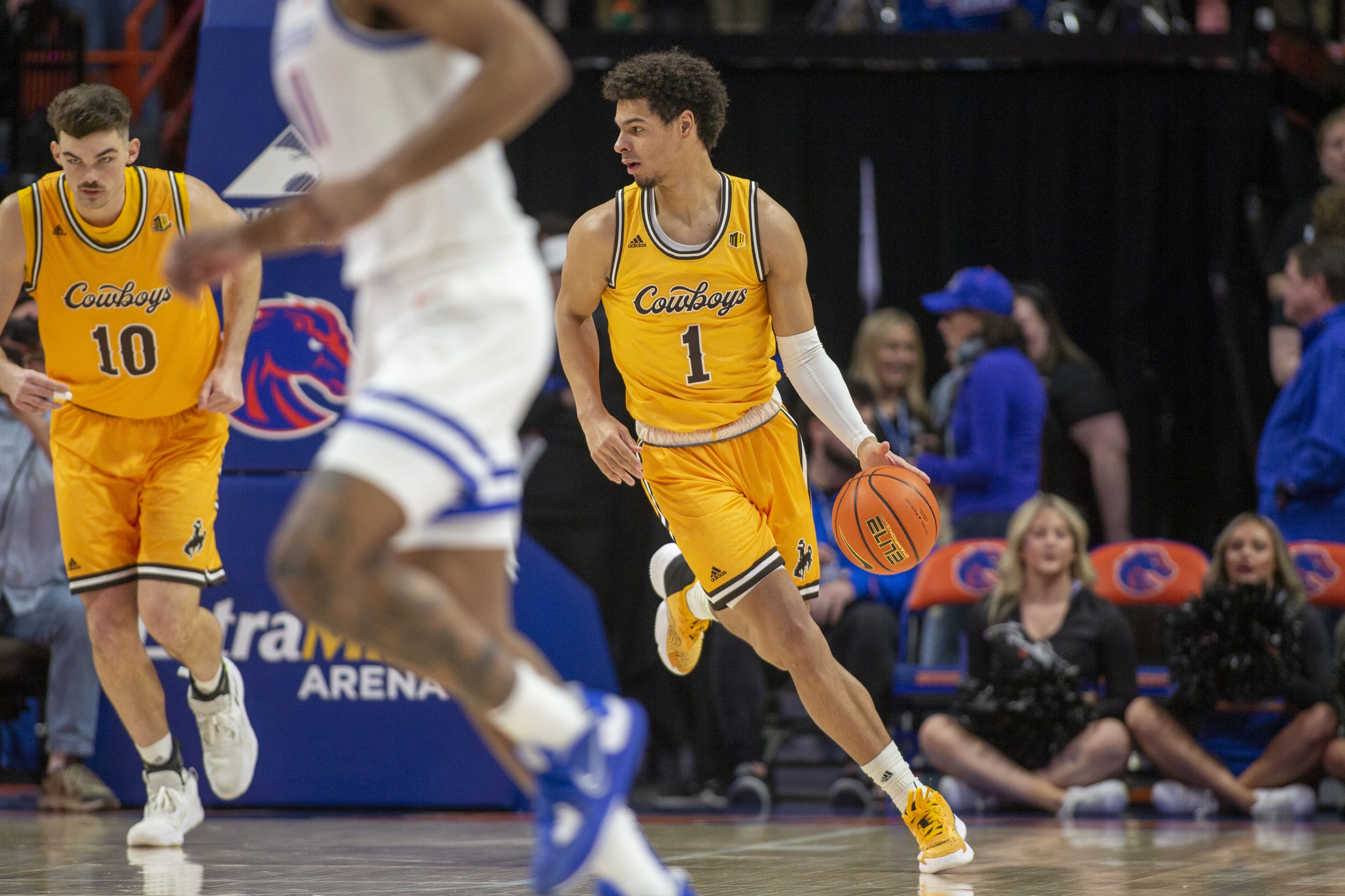 college basketball picks Brendan Wenzel Wyoming Cowboys predictions best bet odds