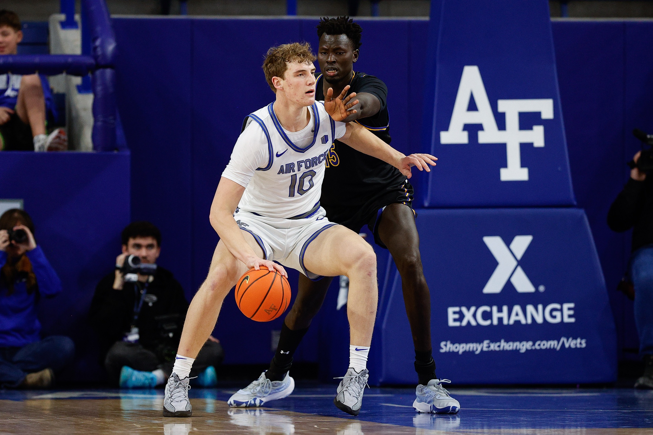 college basketball picks Caleb Walker Air Force Falcons predictions best bet odds