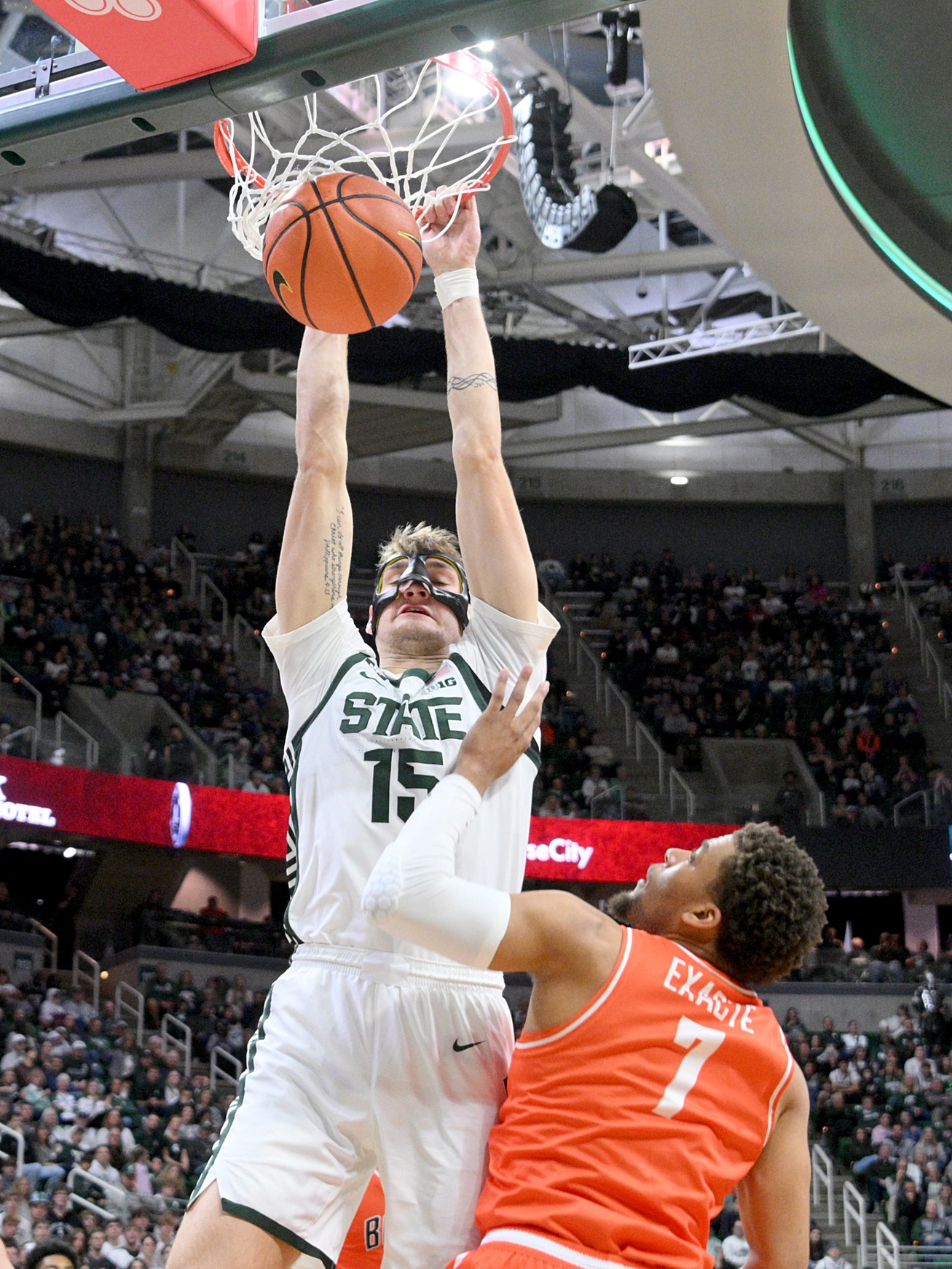 college basketball picks Carson Cooper Michigan State Spartans predictions best bet odds
