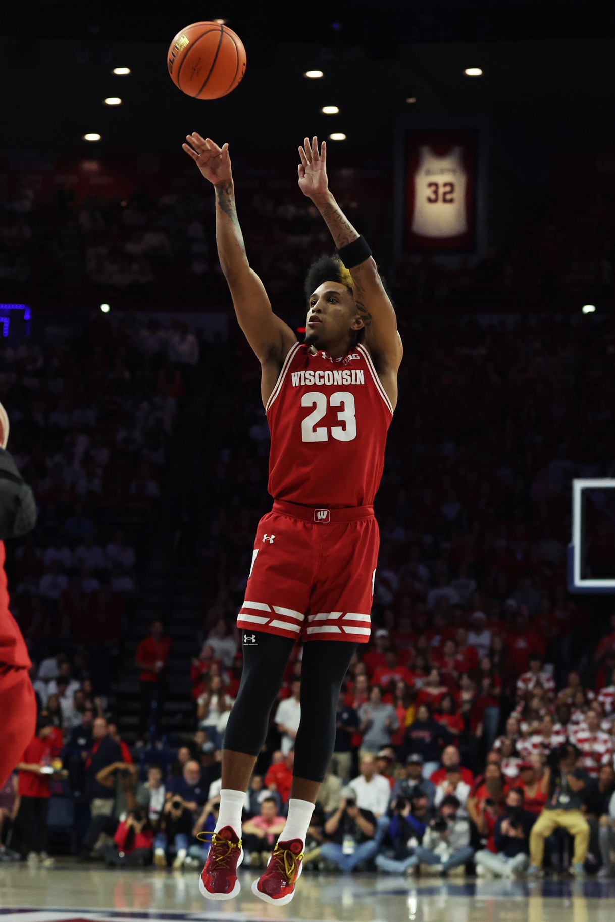college basketball picks Chucky Hepburn Wisconsin Badgers predictions best bet odds