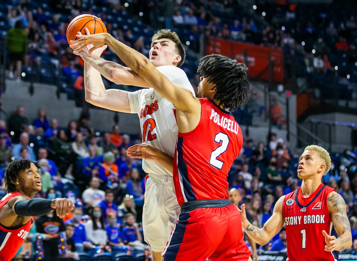 college basketball picks Colin Castleton Florida Gators predictions best bet odds