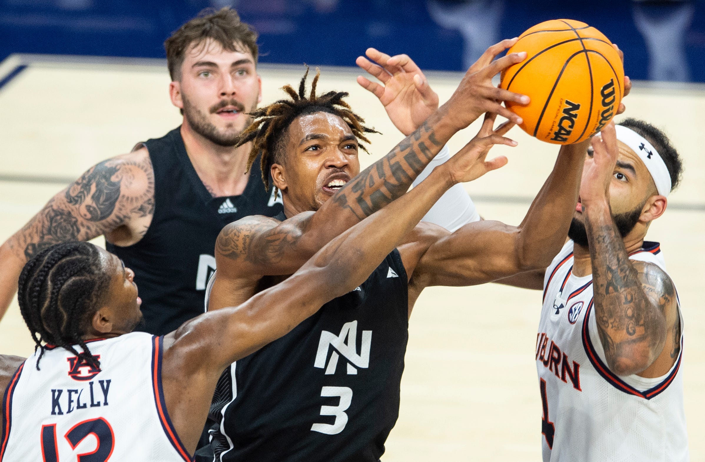 college basketball picks Corneilous Williams North Alabama Lions predictions best bet odds