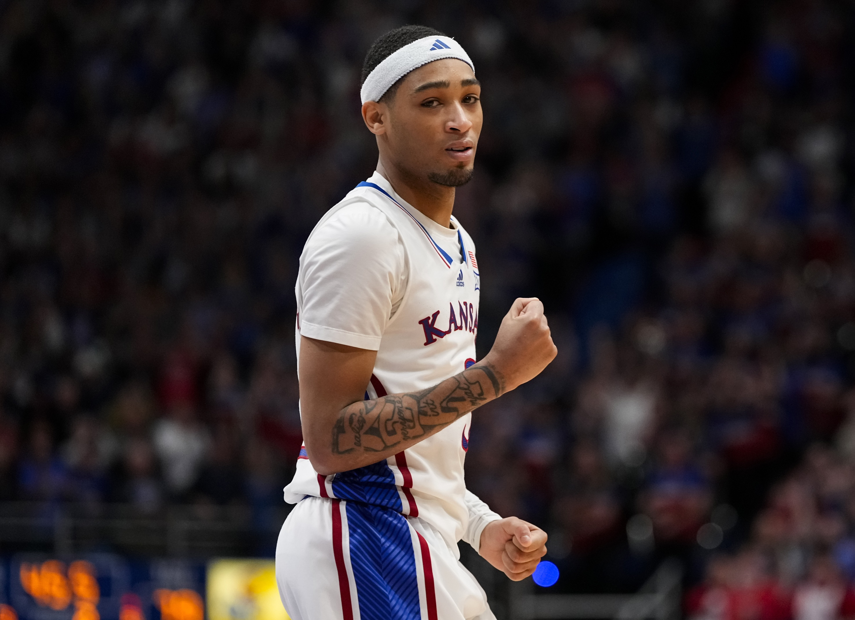 college basketball picks Dajuan Harris Kansas Jayhawks predictions best bet odds