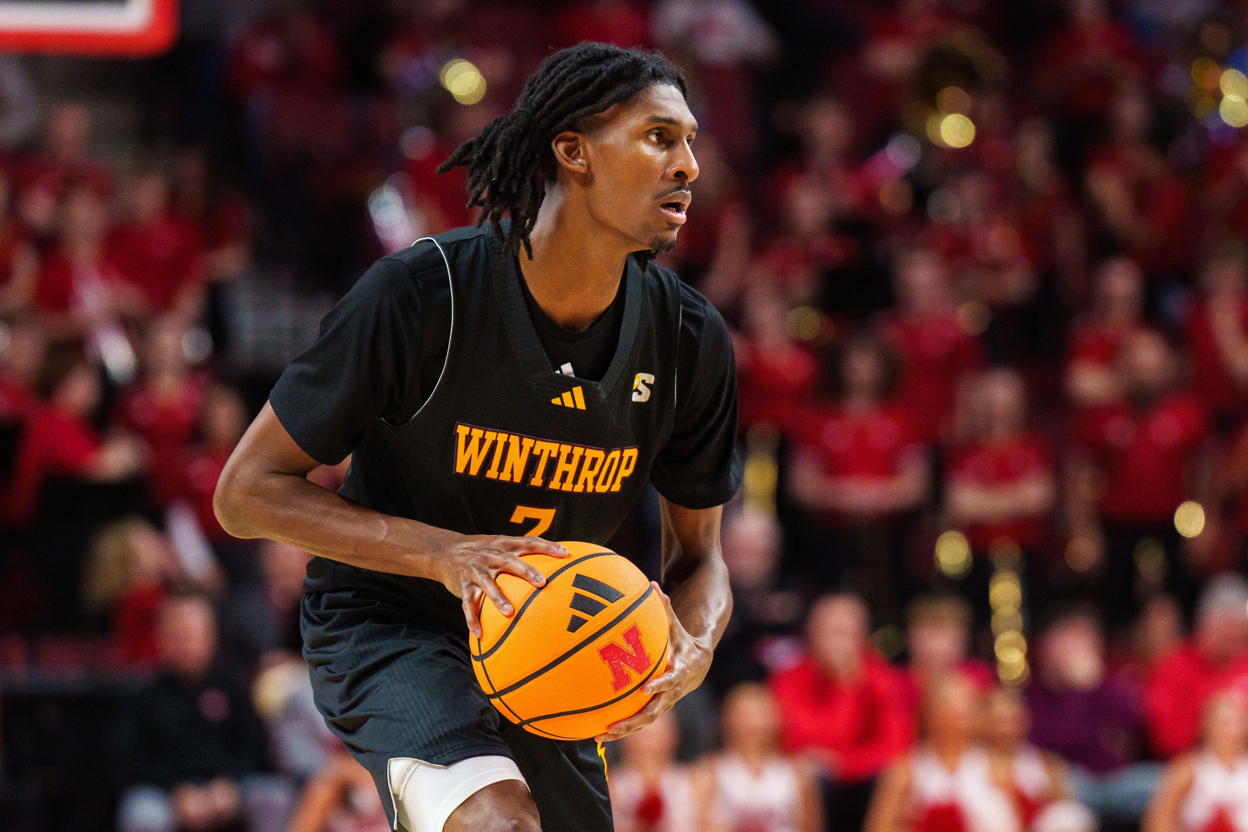 college basketball picks Daylen Berry Winthrop Eagles predictions best bet odds