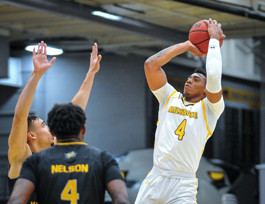 college basketball picks DeAndre Gholston Milwaukee Panthers predictions best bet odds