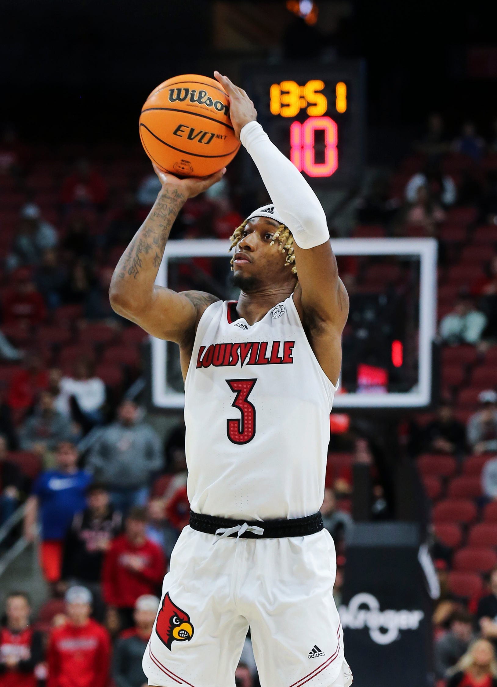 college basketball picks El Ellis Louisville Cardinals predictions best bet odds