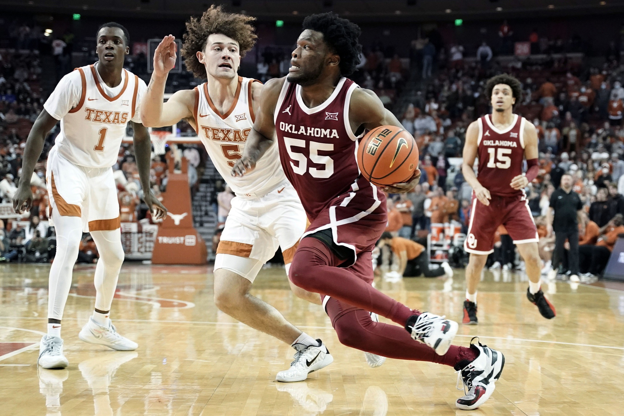 college basketball picks Elijah Harkless Oklahoma Sooners predictions best bet odds