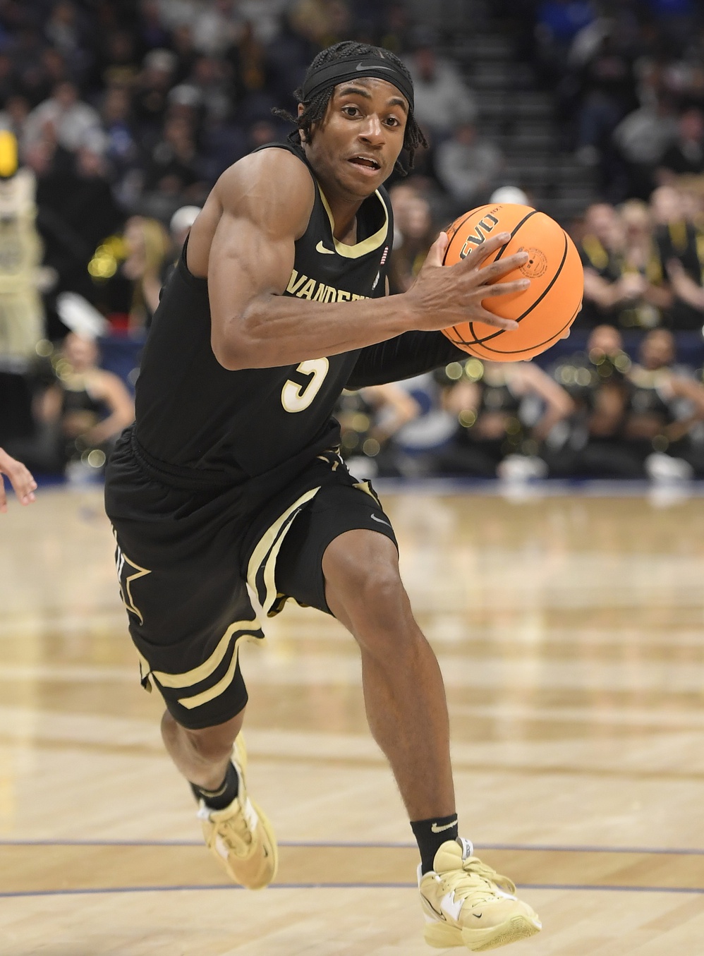 college basketball picks Ezra Manjon Vanderbilt Commodores predictions best bet odds