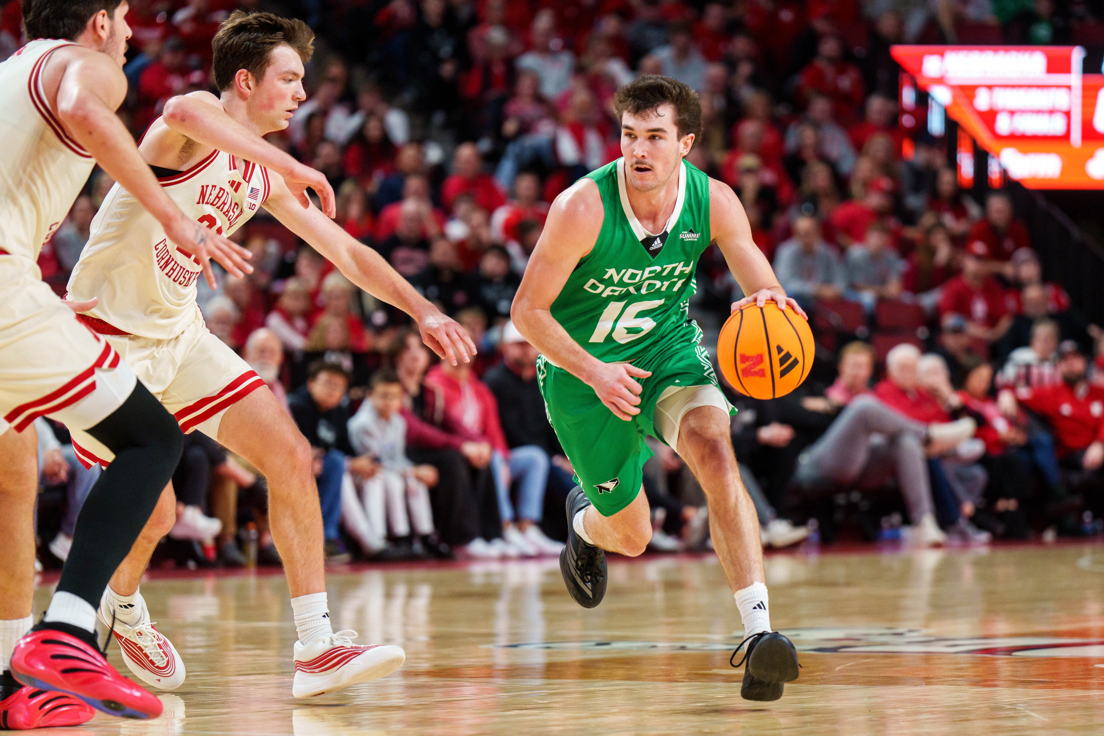 college basketball picks Garrett Anderson North Dakota Fighting Hawks predictions best bet odds