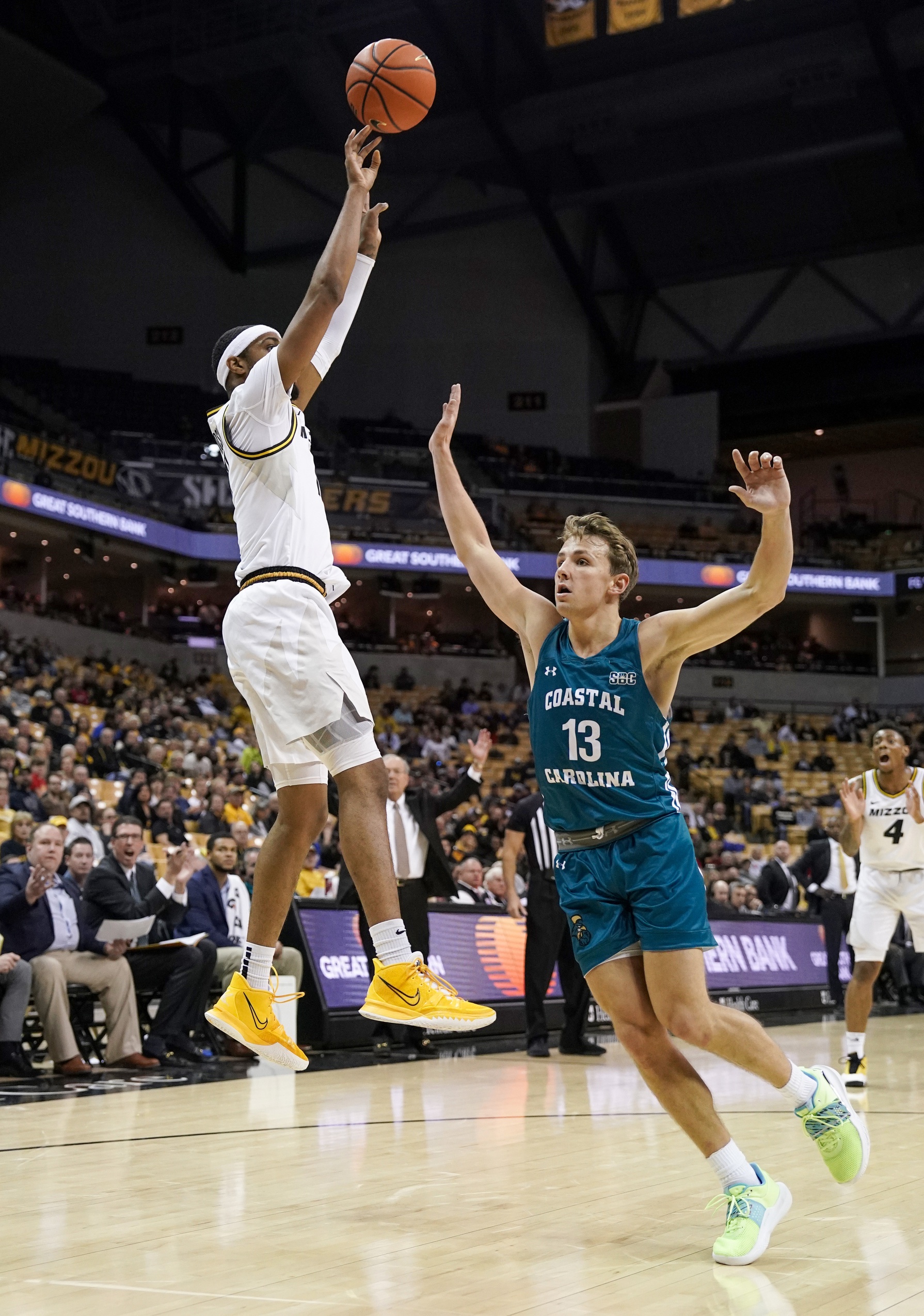 college basketball picks Henry Abraham Coastal Carolina Chanticleers predictions best bet odds