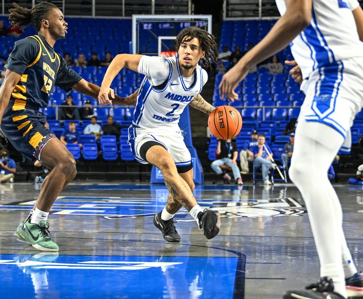 college basketball picks Jahvin Carter MTSU Blue Raiders predictions best bet odds