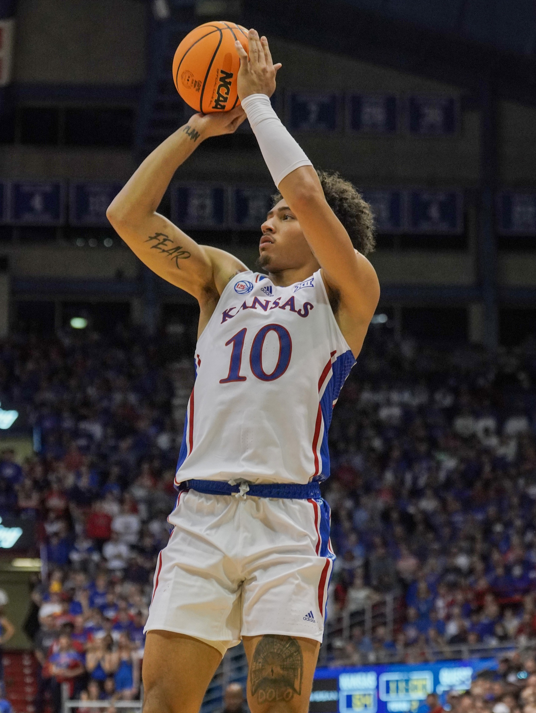 college basketball picks Jalen Wilson Kansas Jayhawks predictions best bet odds