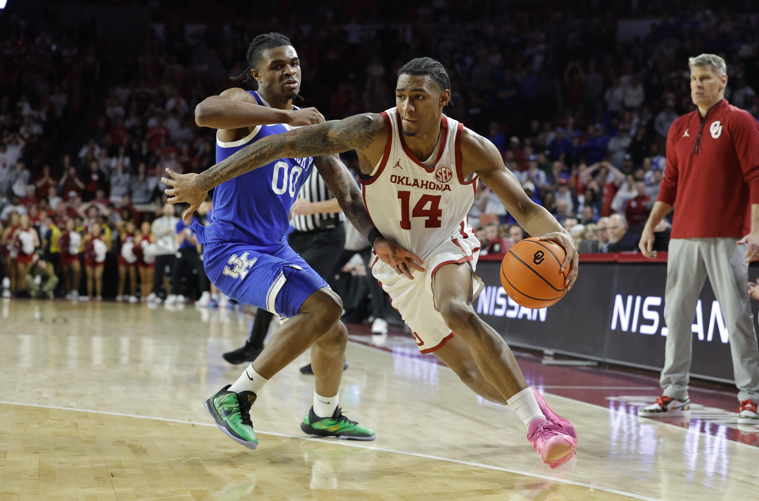college basketball picks Jalon Moore Oklahoma Sooners predictions best bet odds