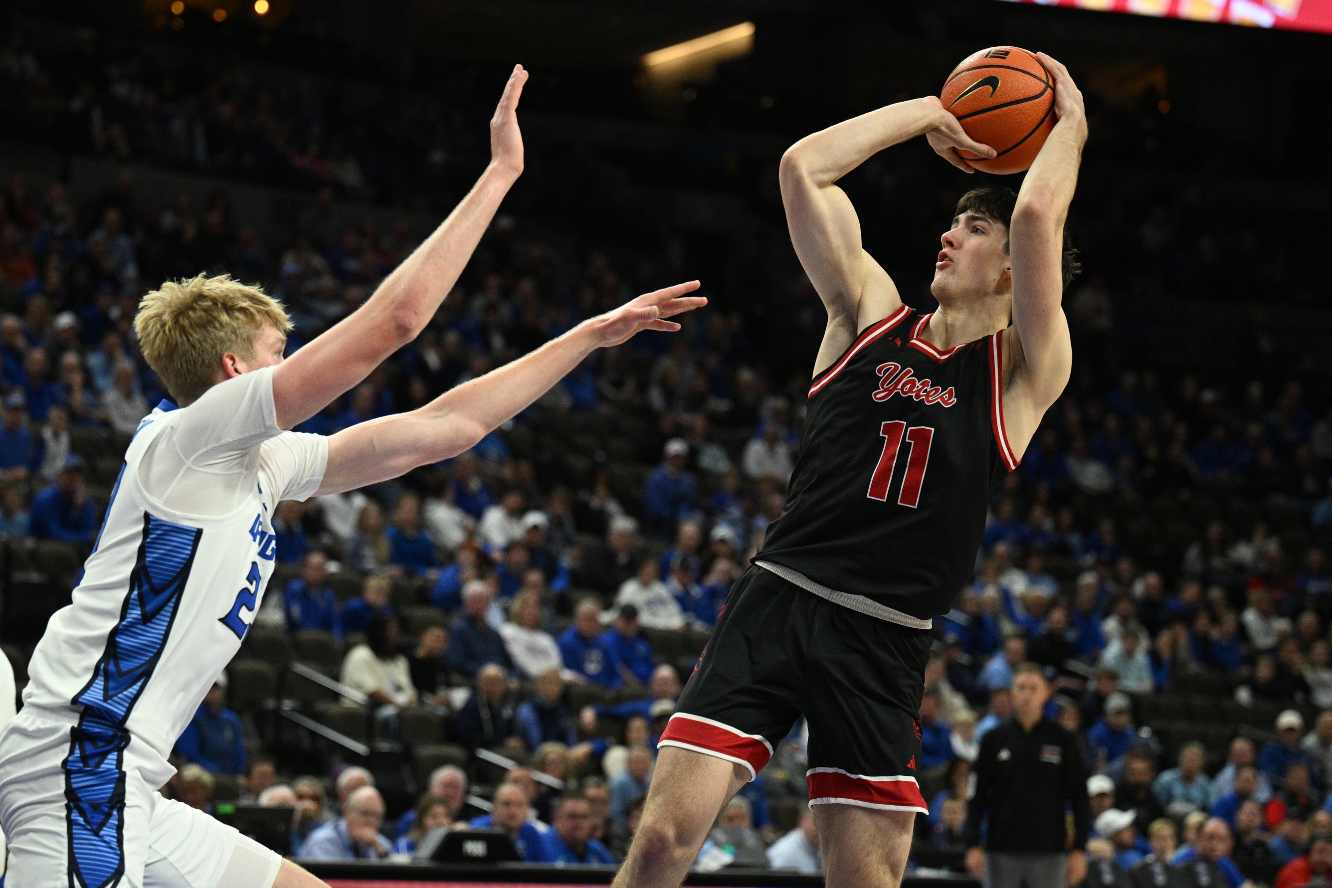 college basketball picks Jesse Mcintosh South Dakota Coyotes predictions best bet odds