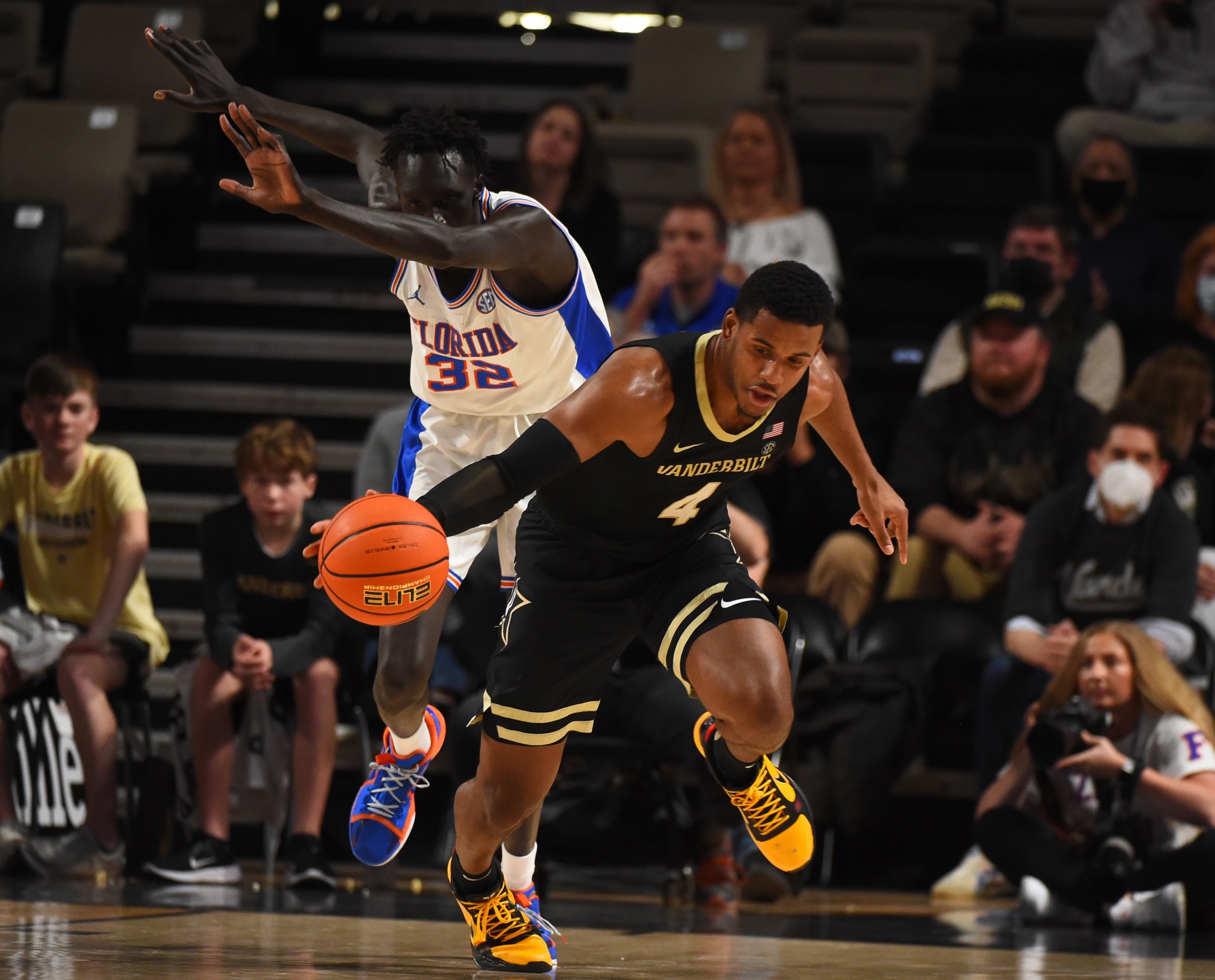 college basketball picks Jordan Wright Vanderbilt Commodores predictions best bet odds