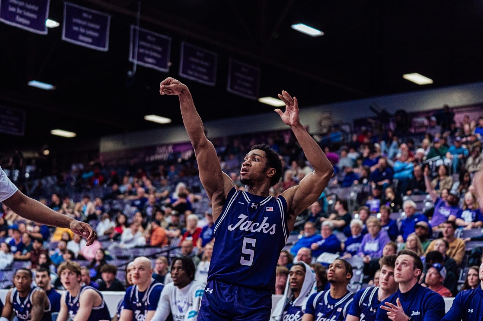 college basketball picks Keon Thompson Stephen F Austin Lumberjacks predictions best bet odds