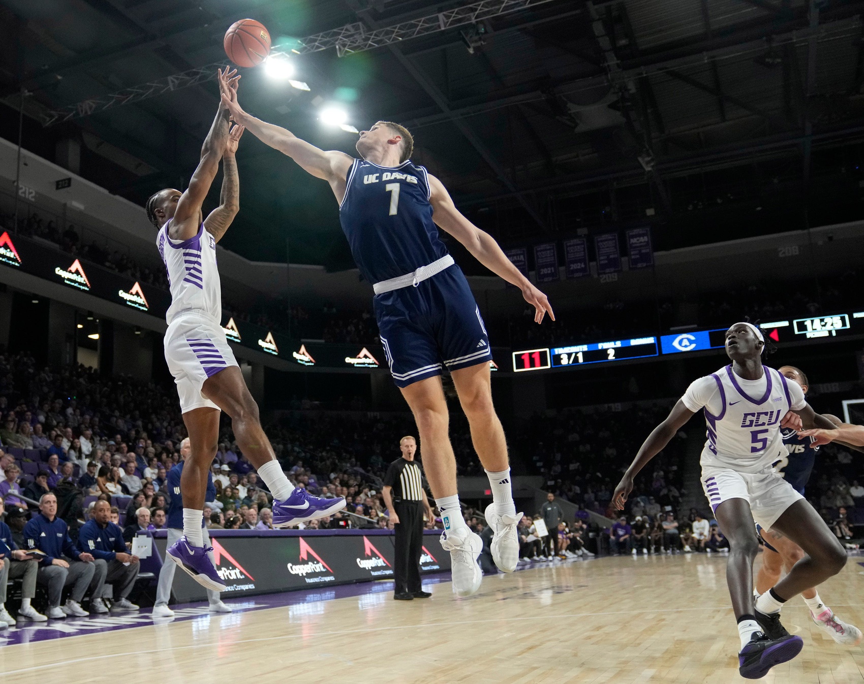 college basketball picks Niko Rocak UC Davis Aggies predictions best bet odds