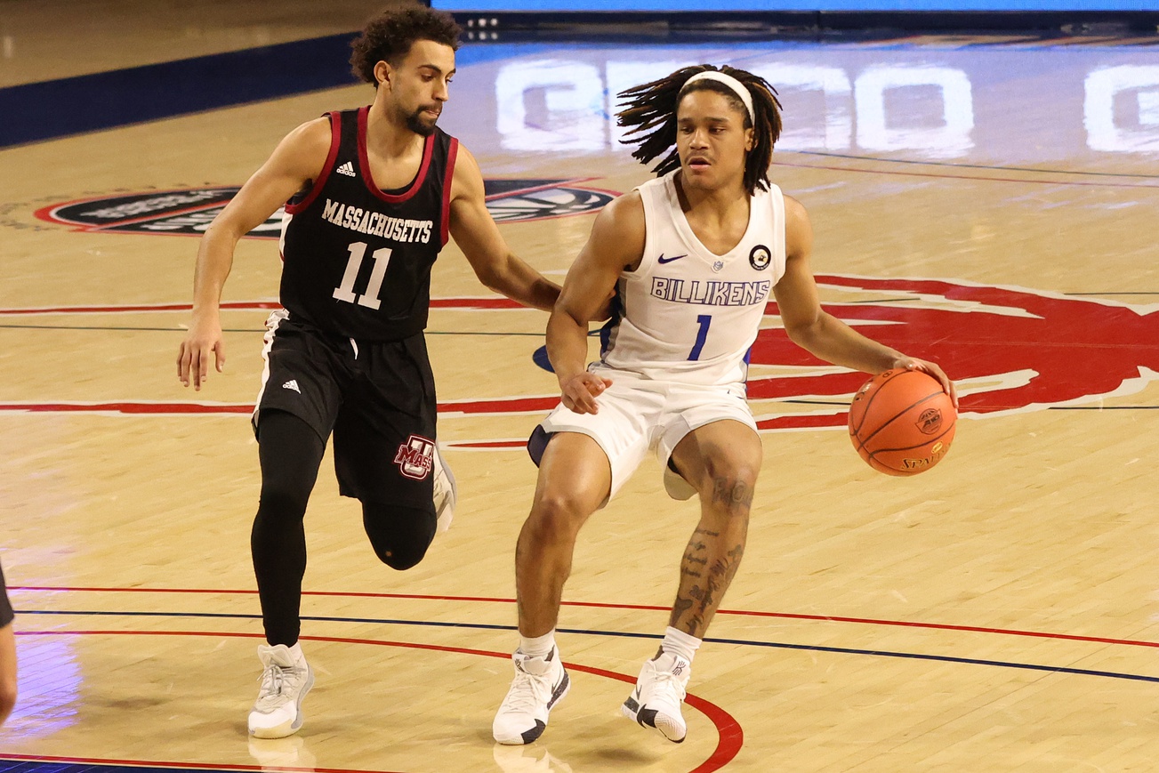 college basketball picks Noah Fernandes UMass Minutemen predictions best bet odds