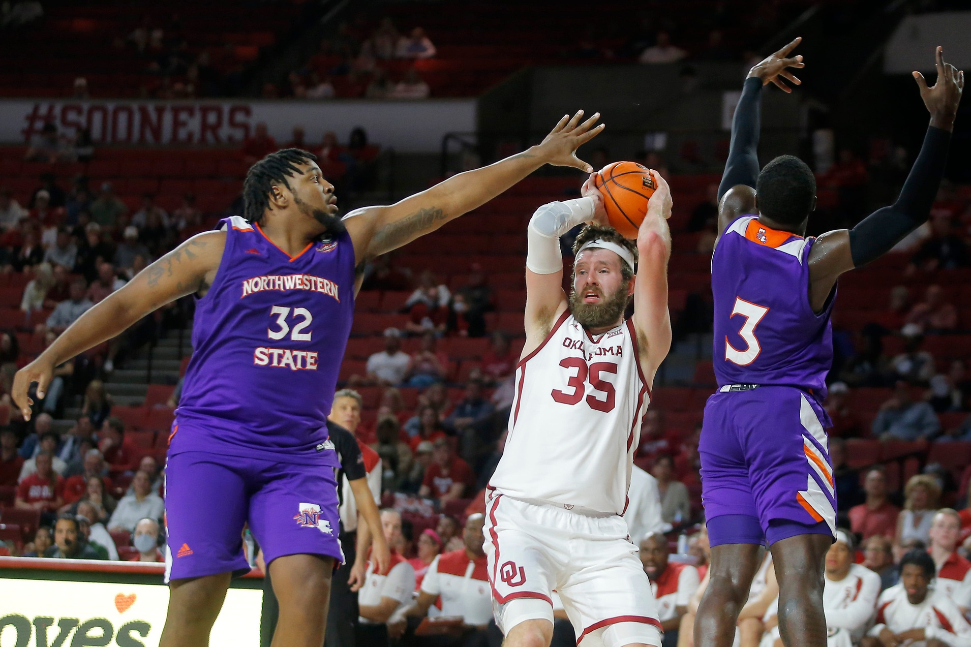 college basketball picks Tanner Groves Oklahoma Sooners predictions best bet odds